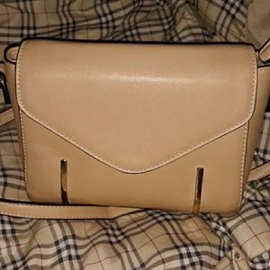 Tan/Nude Crossbody Purse